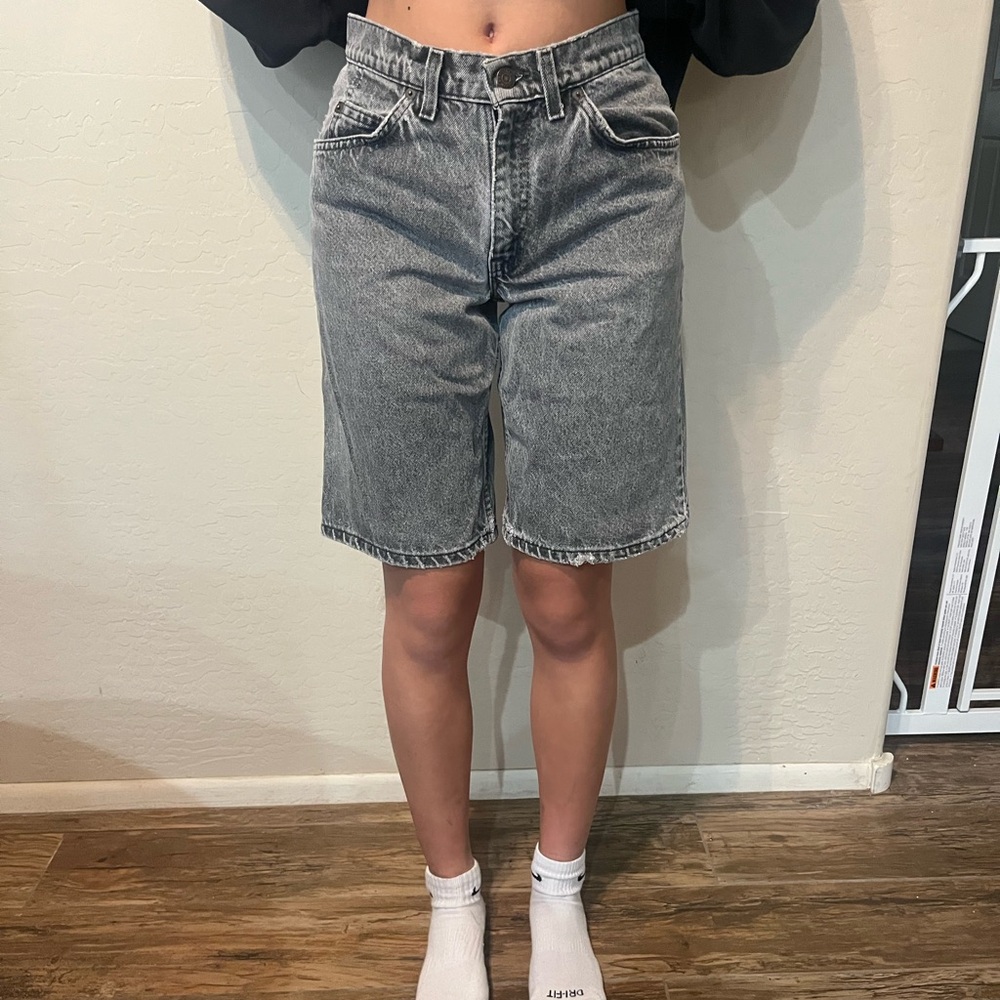 Levi's Student Fit Faded black denim shorts